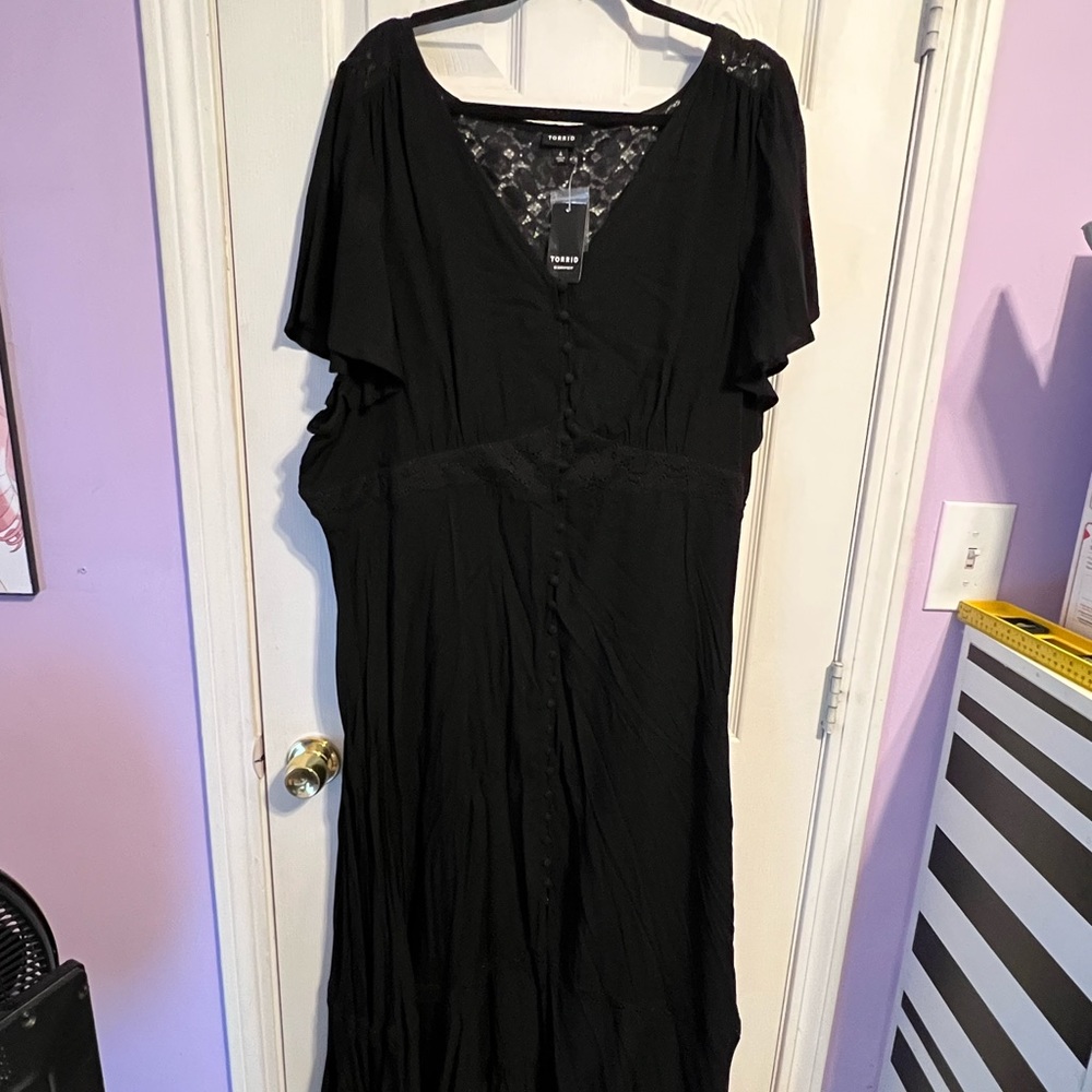 Black Button-front challis Maxi Dress